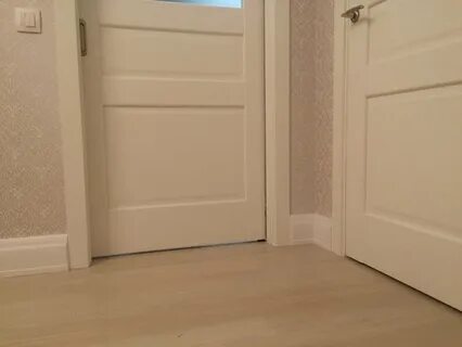 Подобрать плинтус под двери