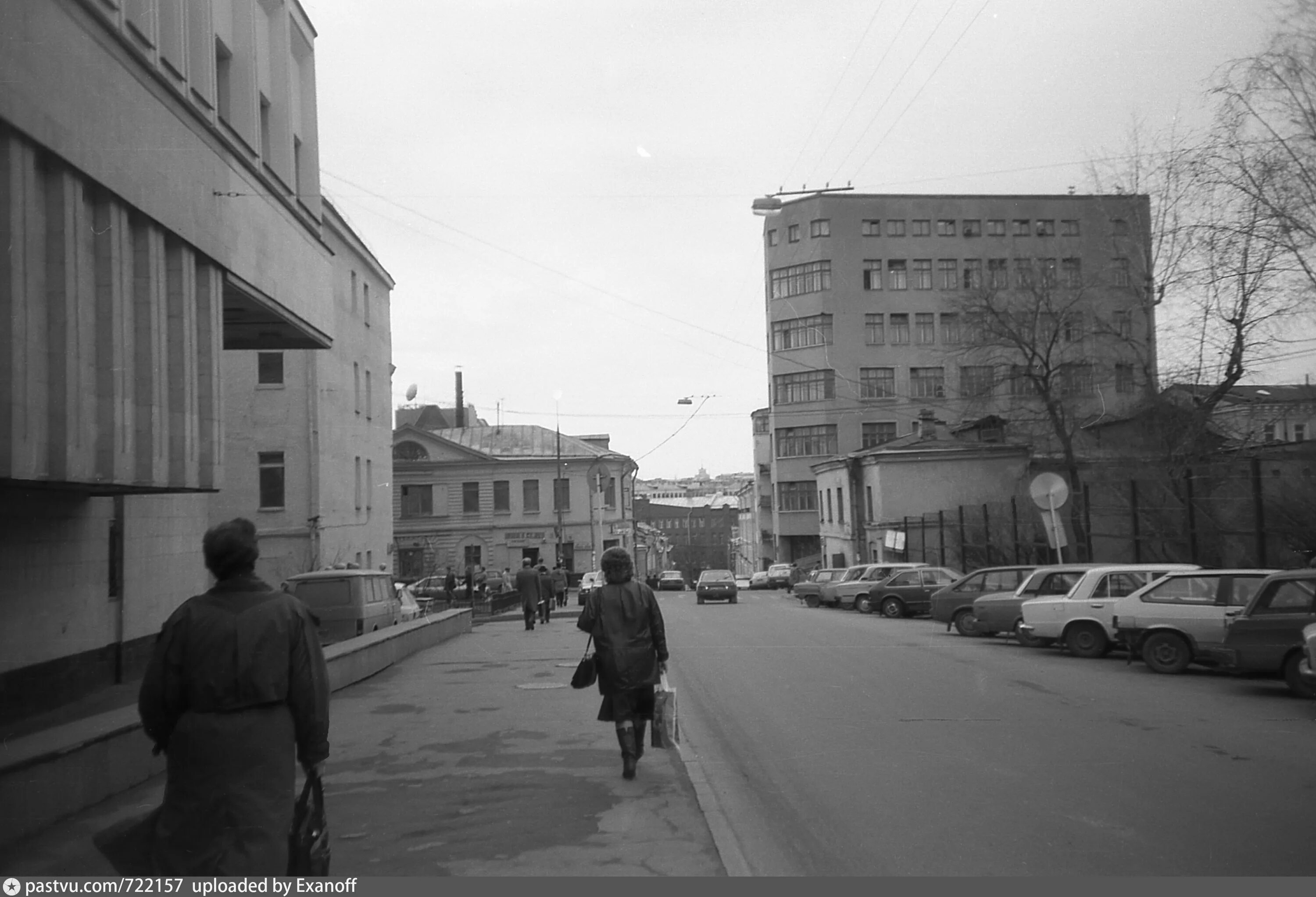 Бывший большой переулок москва. Москва большой Кисельный переулок. Кисельный переулок Москва. Москва Кисельный переулок ВВК. Большой Кисельный переулок 4 ФСО.