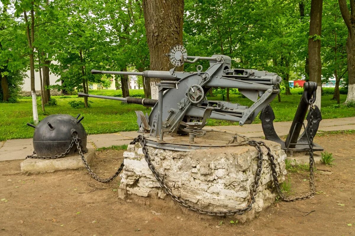 батарея 394 капитана зубкова. памятники под открытым небом. памятники под открытым небом. памятники под открытым небом. суздаль узей деревянного щодчества.