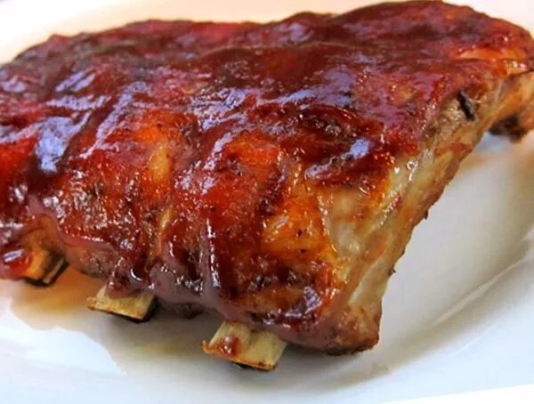 ребрышки по канадски. ребрышки свиные в духовке в сладком соусе. рёбрышки свиные по канадски в духовке. свиные ребра в кисло-сладком соусе. свиные ребрышки барбекю.