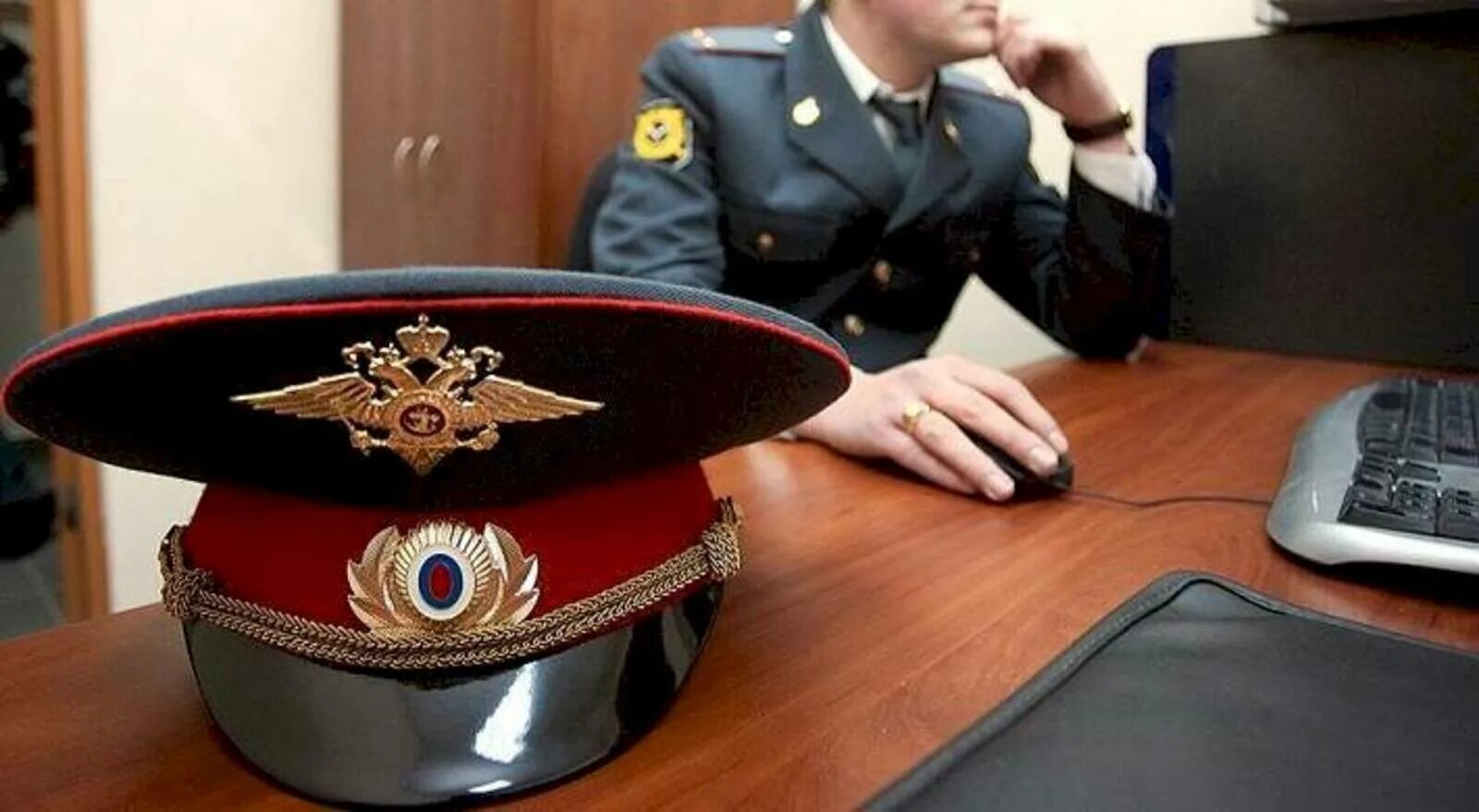 Официальные сайты правоохранительных органов. Сотрудник полиции. Полиция фото. Полиция фото. Официальные сайты правоохранительных органов.