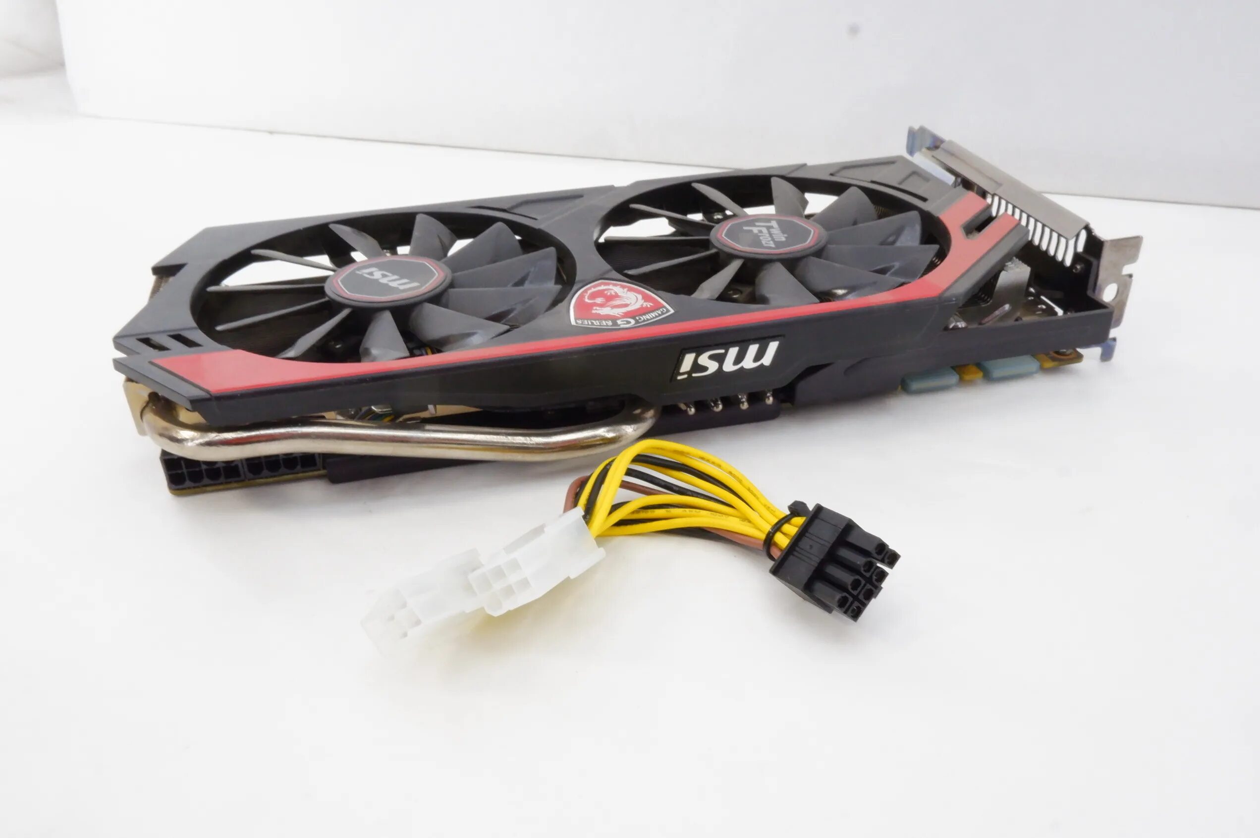 Без дополнительного питания. GTX 1050 ti 4gb Gigabyte доп питания. RX 570 Pin. RX 580 8gb 6 Pin. GTX 760 2x6 Pin.