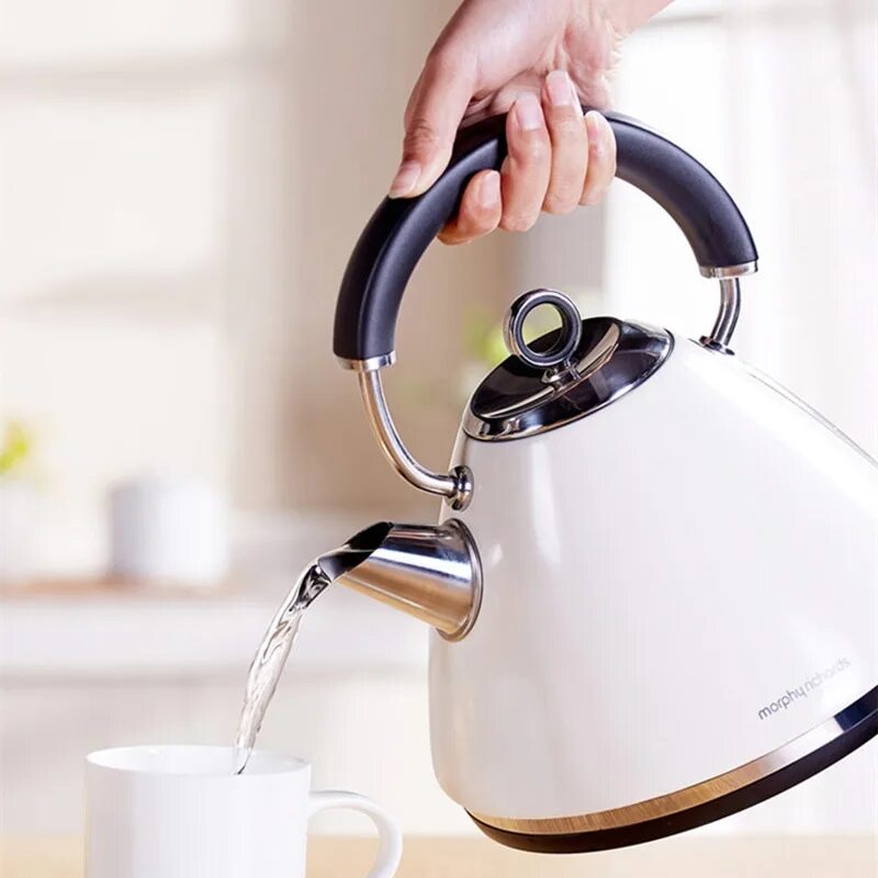 В чайник налили 3 литра холодной воды. Morphy Richards Accent kettle mr7076a_ml. Morphy Richards Accent kettle. Электрический чайник Кеттле. Morphy Richards Accent kettle внутри.