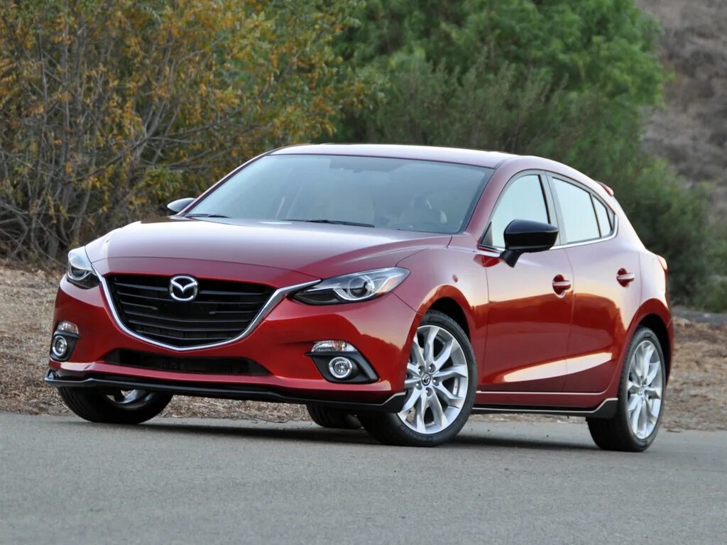 3 июня 2016 года. Mazda 3 2016. Мазда 3 2016г. Мазда 3 хэтчбек 2016. Мазда 3 седан 2016.