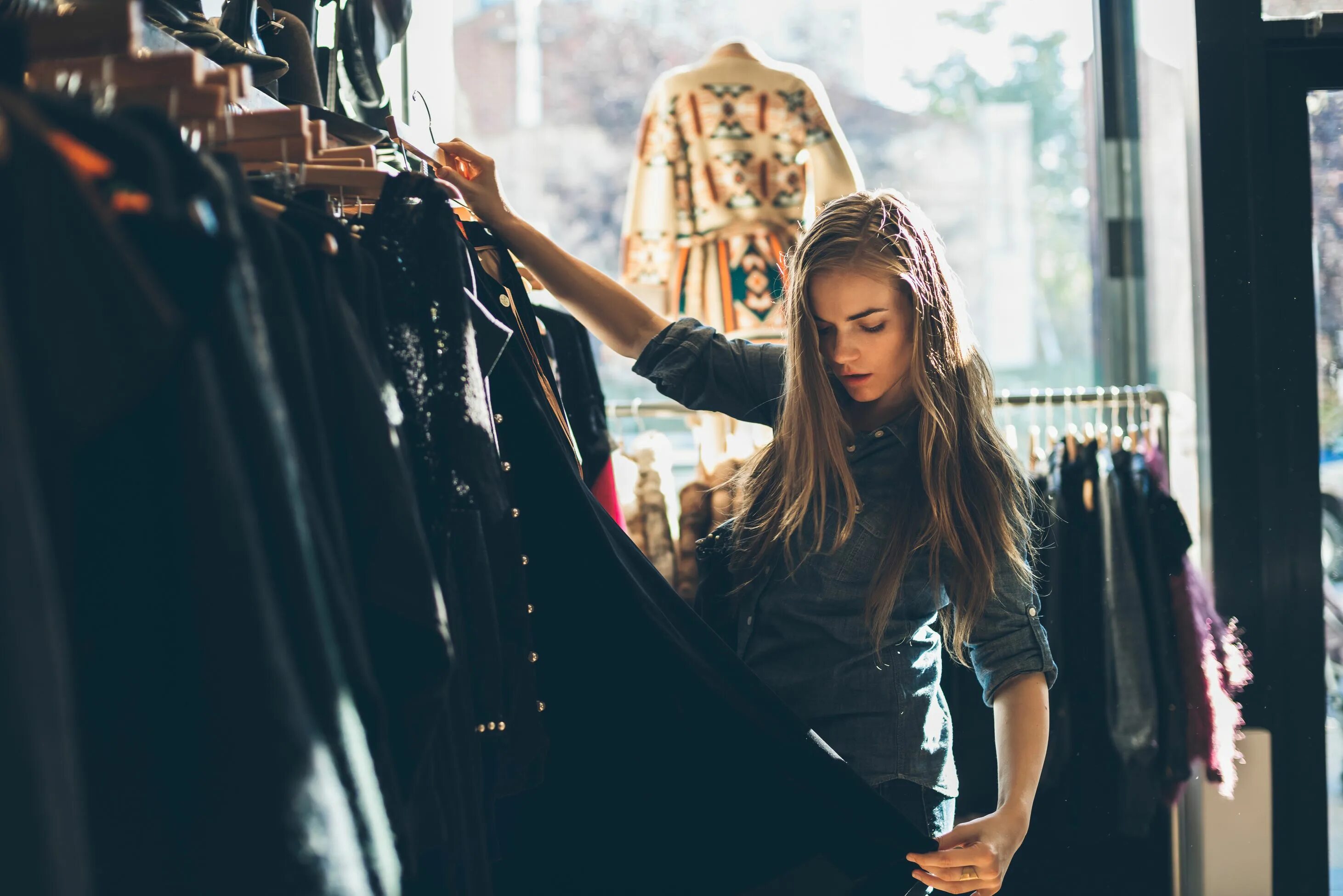 Фэшн мемы. Фэшн подиум. Fashion information. Fashion show. Fashion business game gallery.