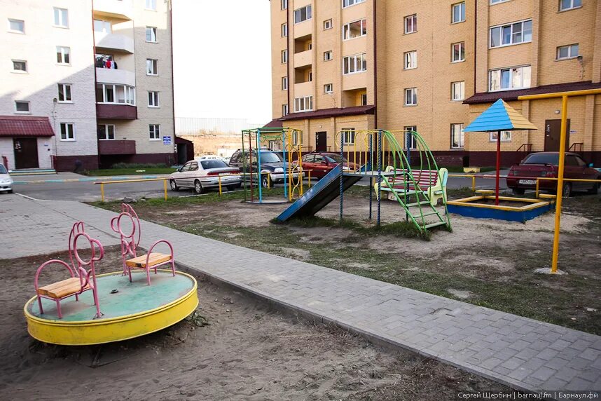 Микрорайон новосиликатный барнаул. Поселок новосиликатный барнаул. Поселок новосиликатный барнаул. Поселок новосиликатный в барнауле. Новосиликатный барнаул 90 года.