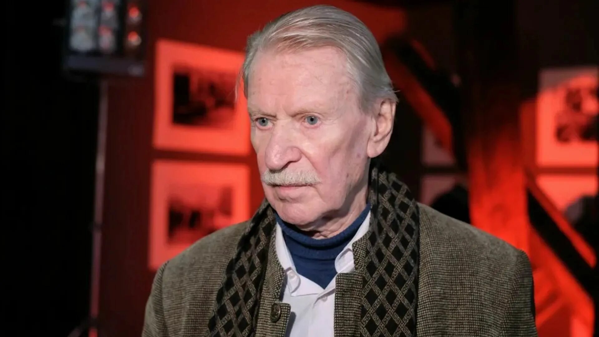 Народный артист рф иван краско. Иван краско фото. Народный артист иван краско. Краско актер википедия. Краско актер википедия.