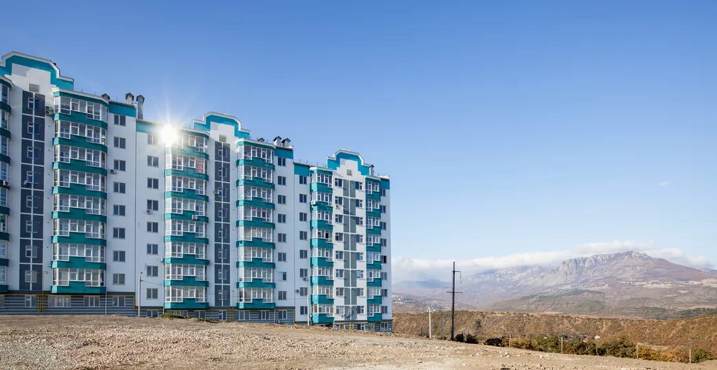 Новый жк в алуште. Морской квартал алушта. Новостройки алушты. Интерстрой алушта. Интерстрой алушта.