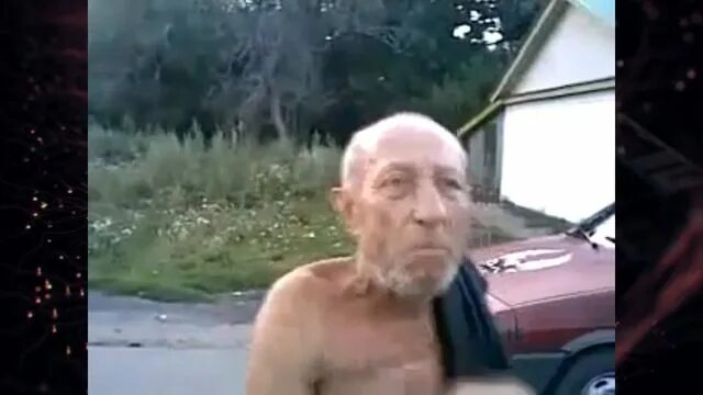 Поехавший дед. Тамбовский дед жак фреско. дед футбольный мячик. я футбольный мячик дед. бешеные дедушки.