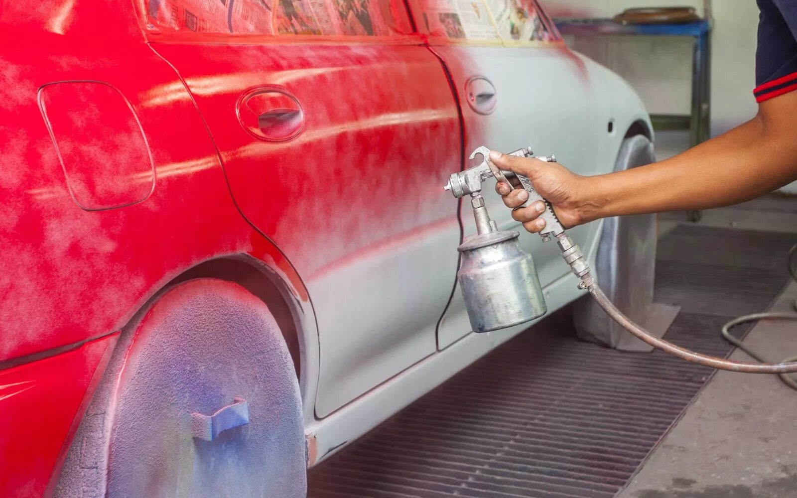 Этапы покраски авто. Покраска авто сколько слоев. Покраска авто белый акрил с лаком. Слои окраски автомобиля. Окраска автомобилей.