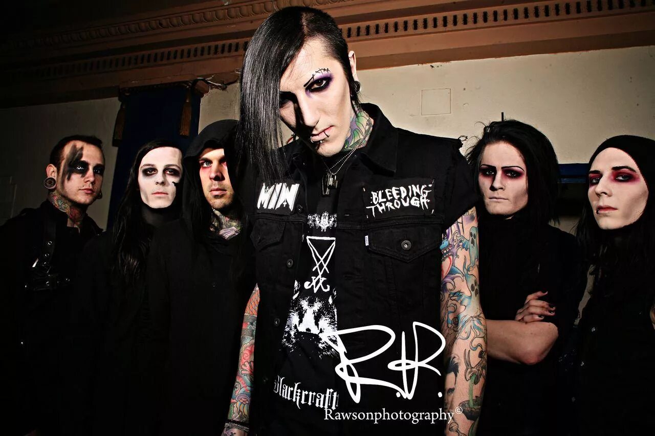 In white. Группа Motionless in White. Motionless группа. Mэри-Кристин Аллард Motionless in White. Motionless in White группа 2021.