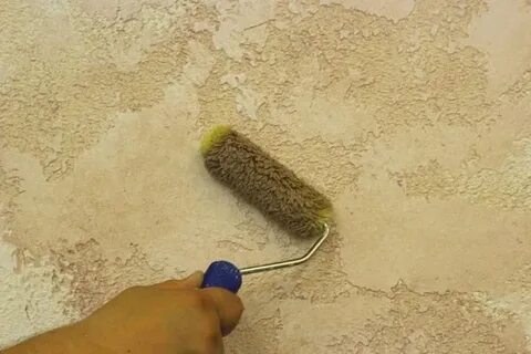 Нанесение воска на штукатурку