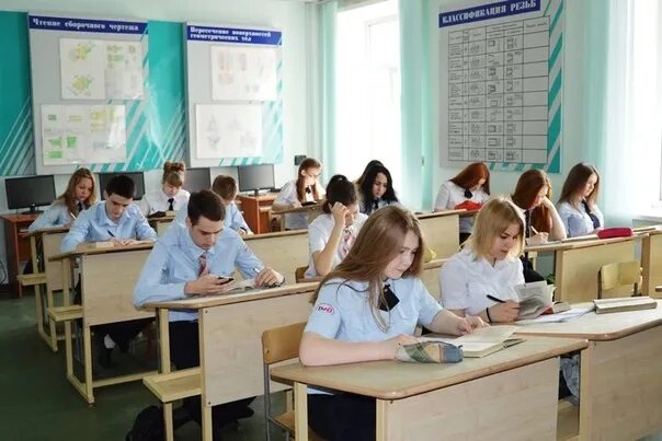 Поступи после 9 класса нижнем новгороде. САМГУПС Нижний Новгород техникум. РЖД колледж Нижний Новгород. Нижегородский Железнодорожный техникум. Железнодорожный техникум Нижний Новгород после 9.