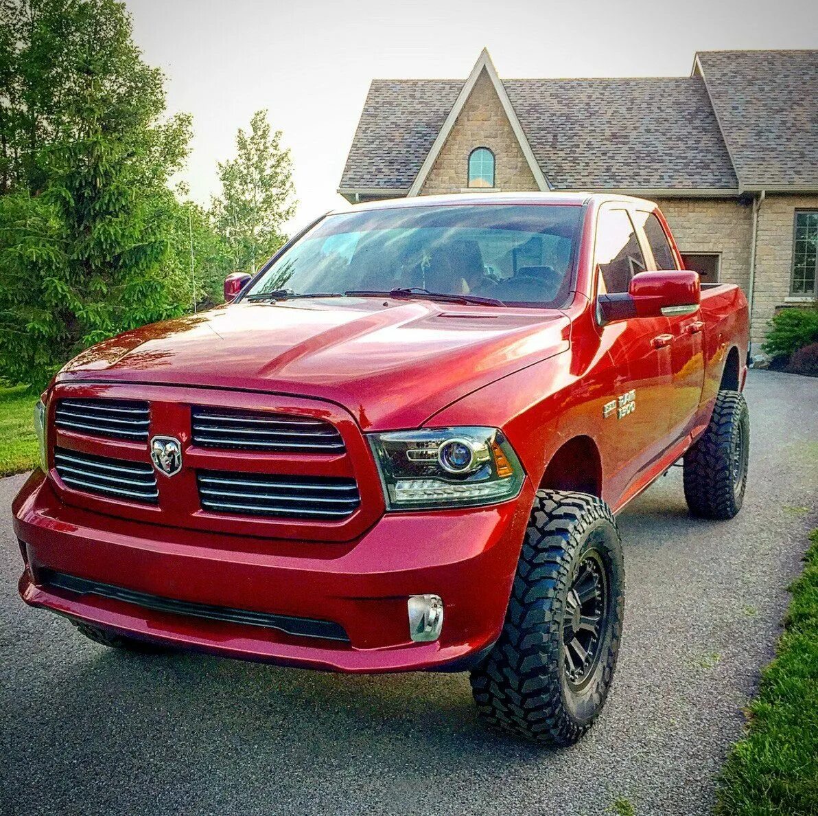 Додж рам купить бу в россии. Dodge Ram 1500. Dodge Ram (Додж рам). Dodge Ram джип. Форд Ram 1500.