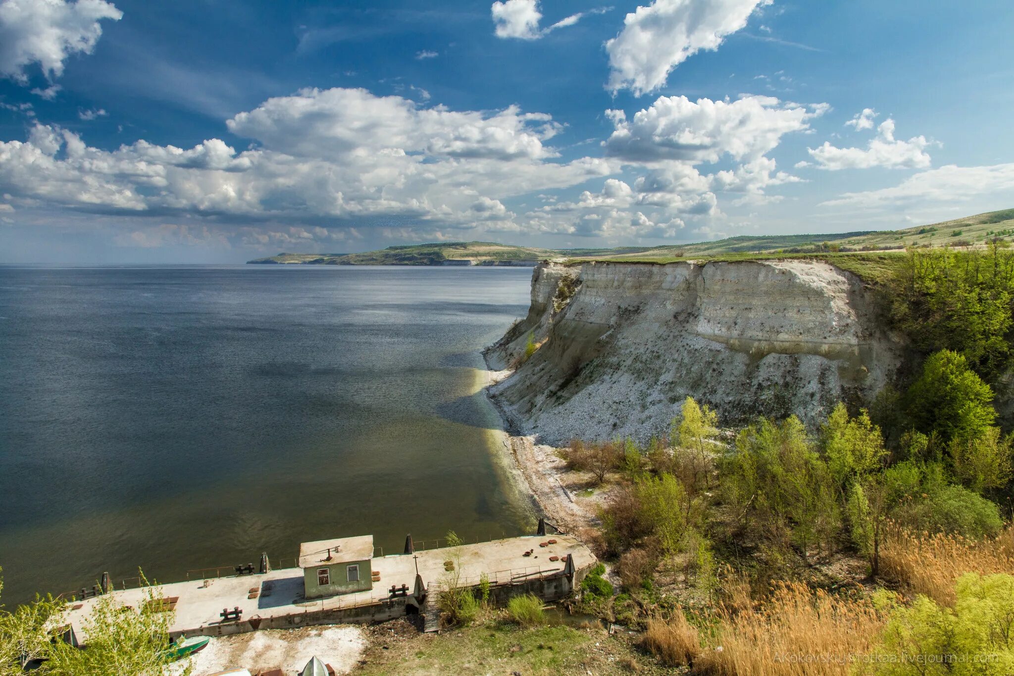 Утёс Степана Разина Саратов. Волга река Утес Степана Разина. Саратов Волга Утес Степана Разина. Утёс Степана Разина Саратовская. Саратовские памятники природы