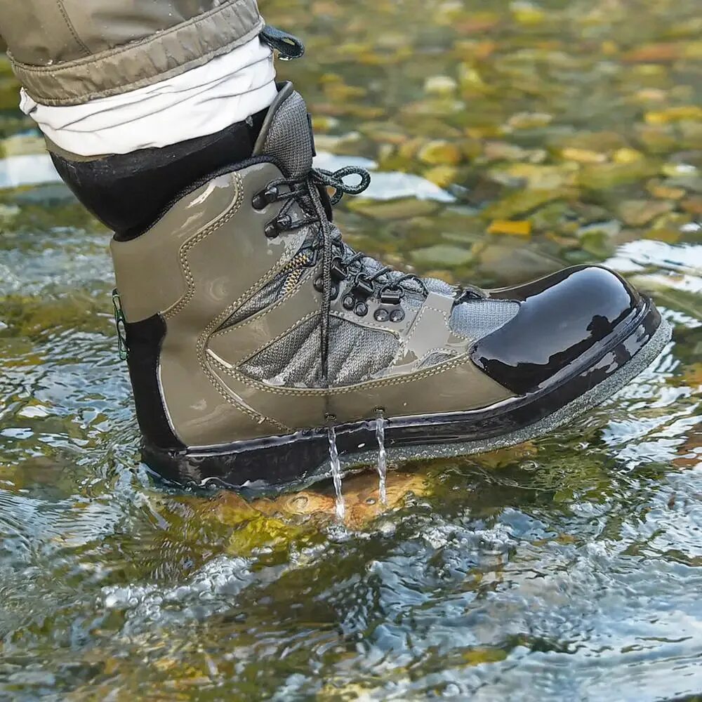 Купить непромокаемую обувь. Непромокаемые ботинки. Ботинки для рыбалки непромокаемые. Прорезиненные ботинки. Ботинки для охоты непромокаемые.
