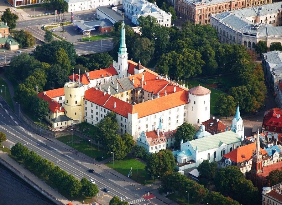 рижская крепость. рижский замок рига. рижская крепость. рижская крепость. президентский замок в риге.