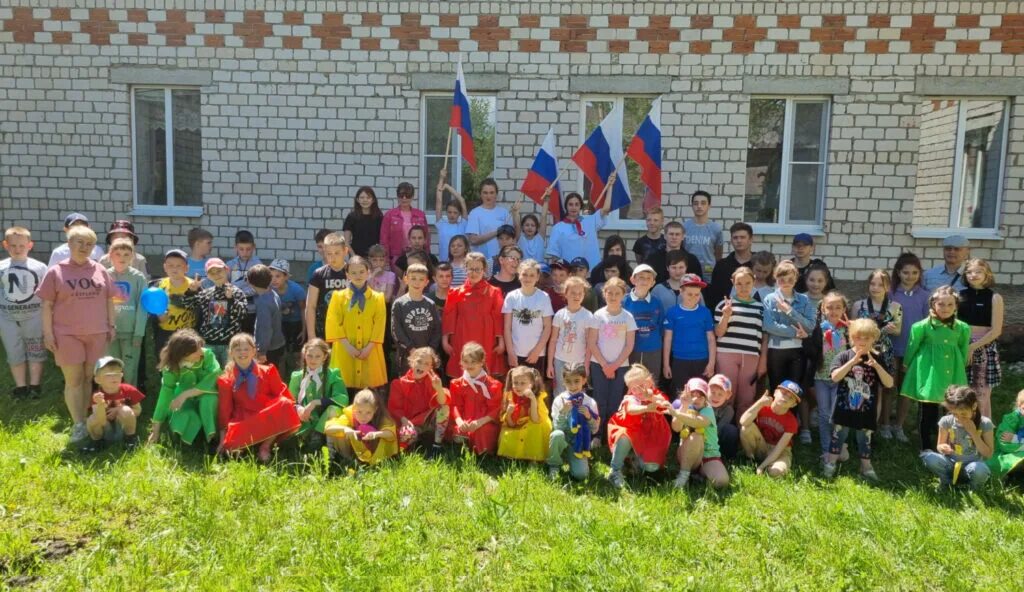 Красная горбатка владимирская область. Новый чиркей стадион фото. Новый чиркей карта. Поселок новлянка владимирская область. Староста деревни.