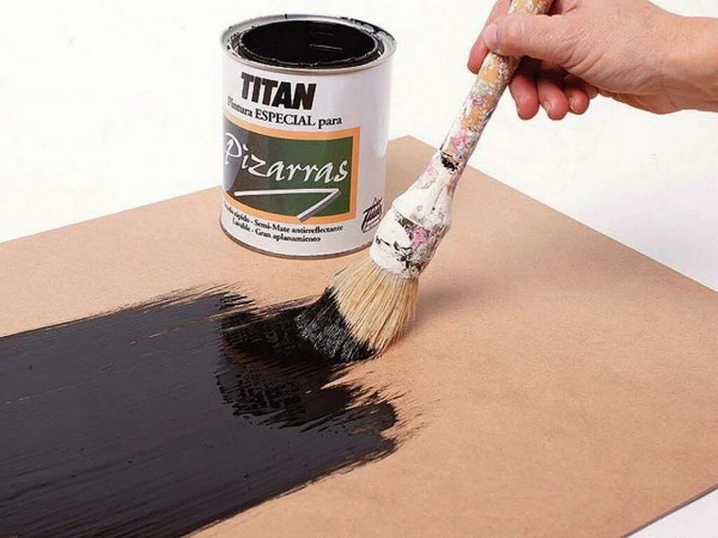 Можно ли лак на эмаль