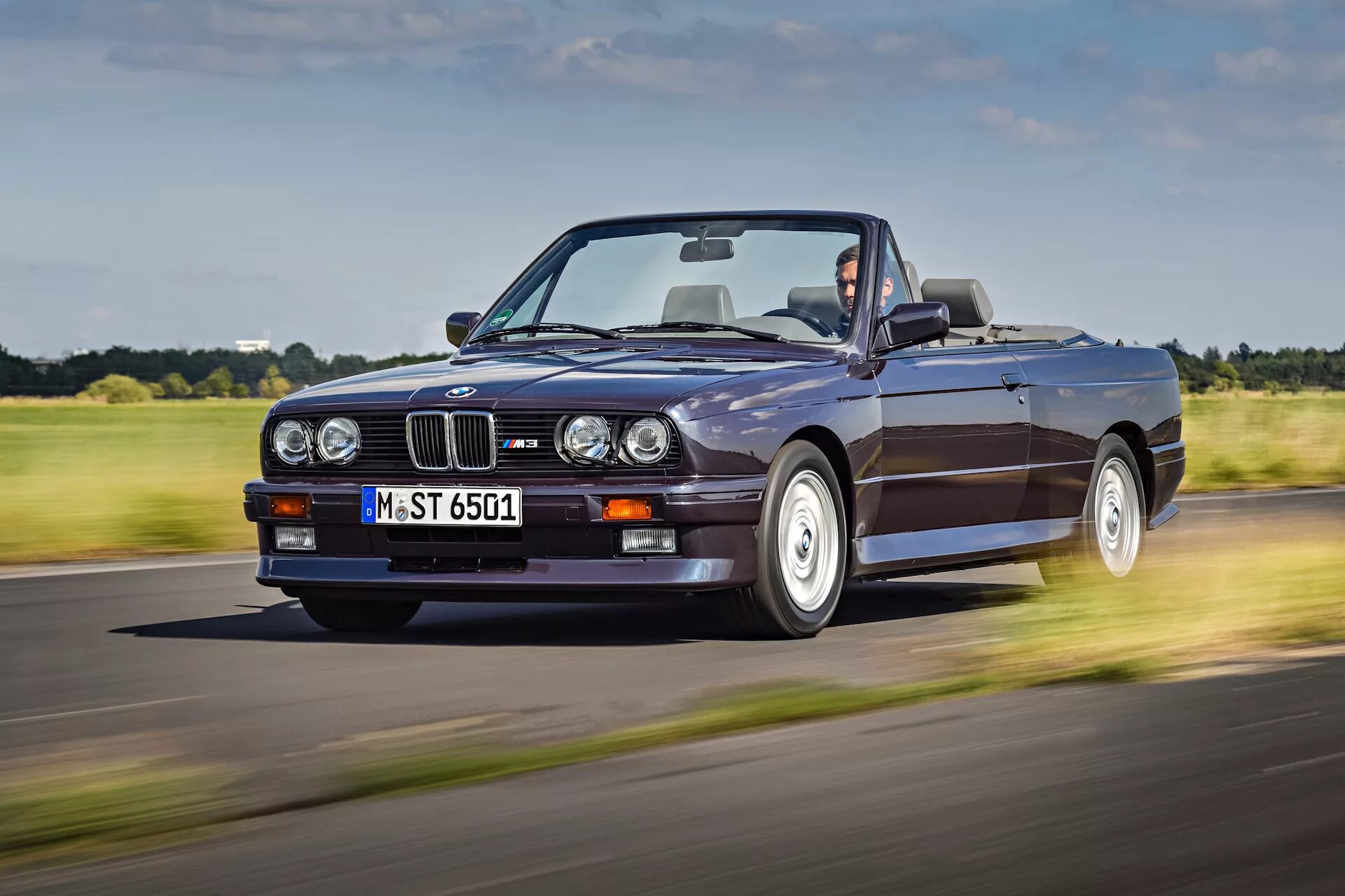 Bmw m 30. BMW e30 m3 Cabrio. BMW 3 e30 Cabrio. BMW m3 e30 Cabriolet. BMW m3 e30 Convertible.