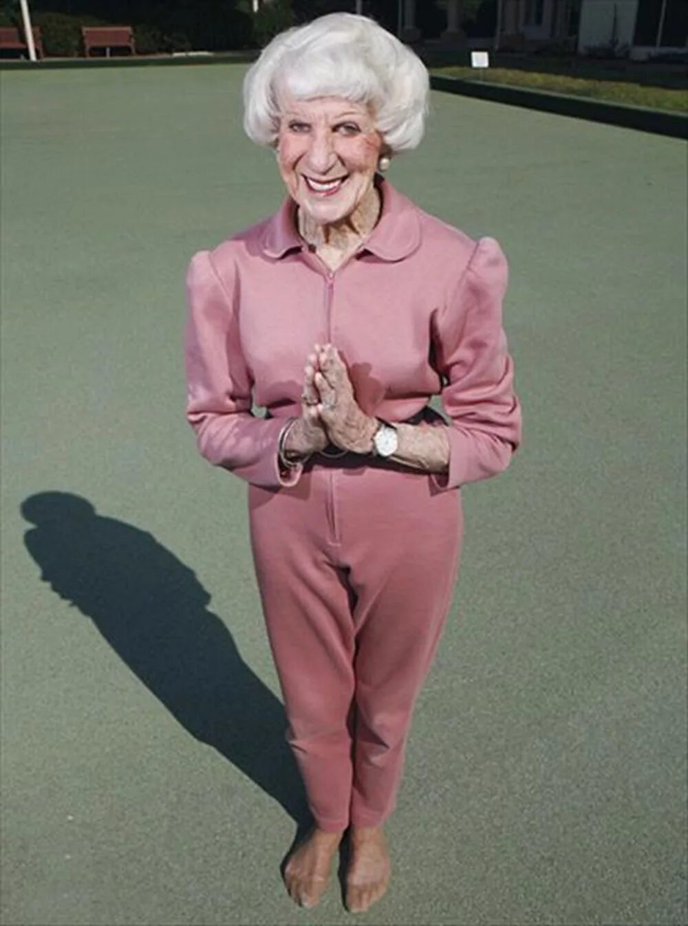 My granny best. Бетти Кальман. Бетти Кальман инструктор йоги. Женщины 83 год.