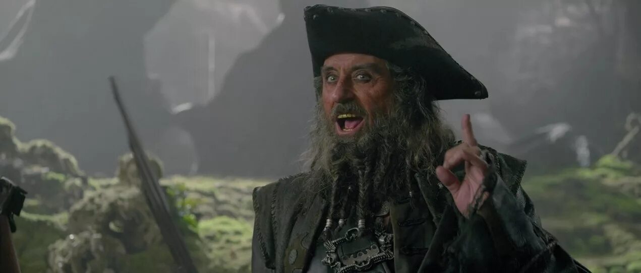 Черная борода текст. Иэн МАКШЕЙН пираты Карибского. Капитан черная борода пираты Карибского моря.