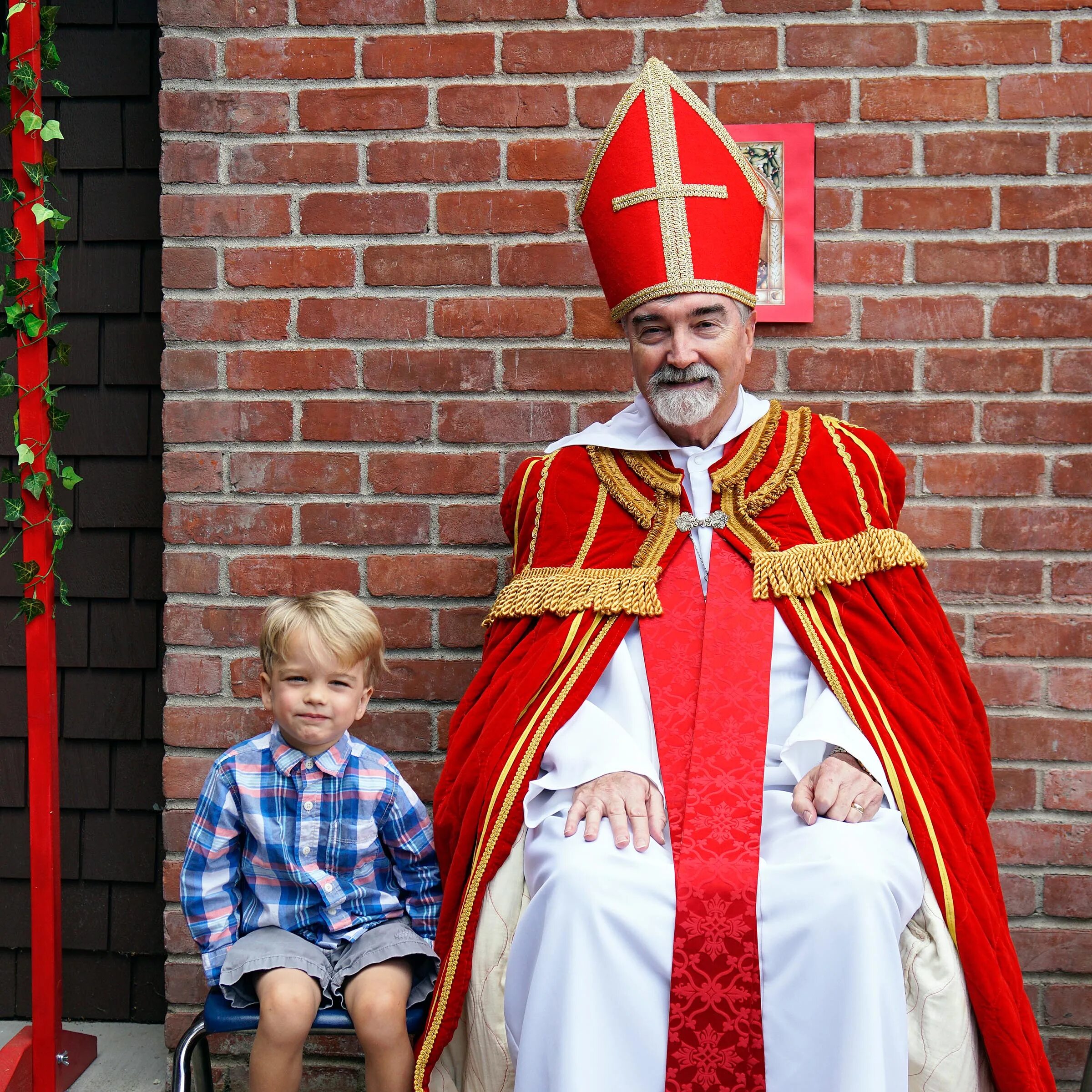 Святой Николаус. Свято Николаус Ватикан. St Nikolaus Day. День Святого Николауса в Германии. Saint nicholas