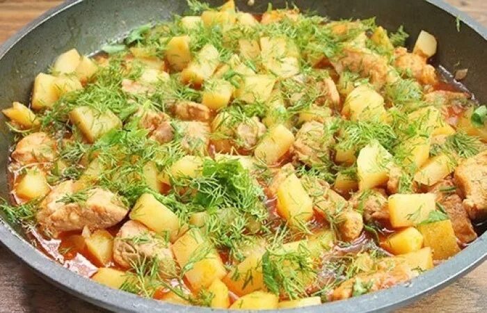Как приготовить из мяса свинины тушеную картошку