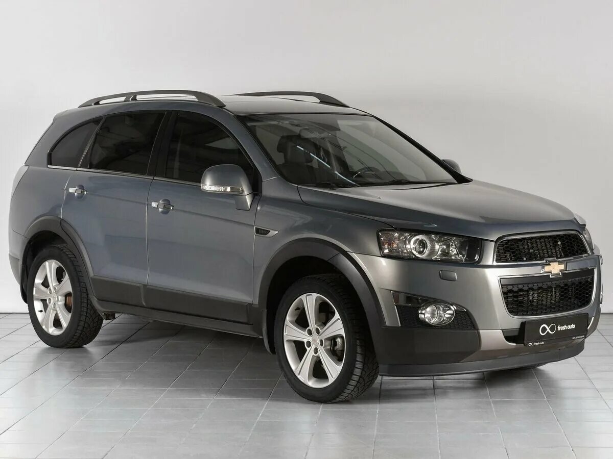 опель антара 2. 4 4 249 л с. 4 чёрный. рендж ровер дискавери 2017. форд эксплорер 249 л с.