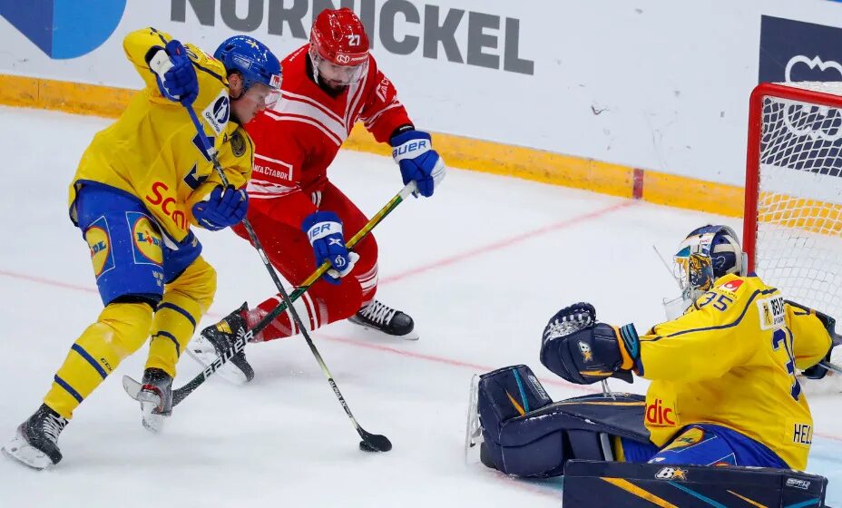 Сколько побед одержала сборная швеции. Швеция хоккей. Россия Швеция хоккей. Россия Швеция 2015. Швеция Россия 16 декабря.