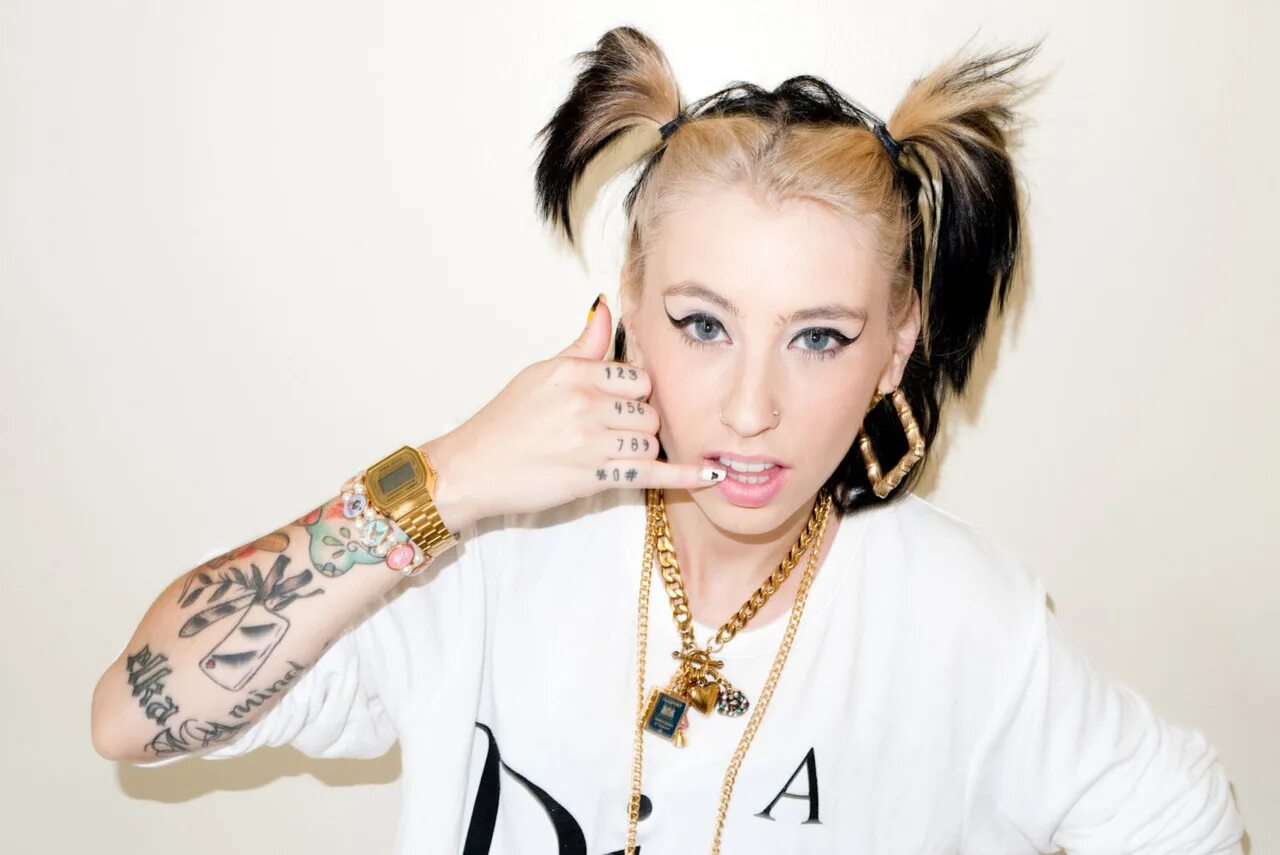 Kreayshawn go hard. Kreayshawn. Kreayshawn 2023. Singer Kreayshawn. Kreayshawn Gucci Gucci.