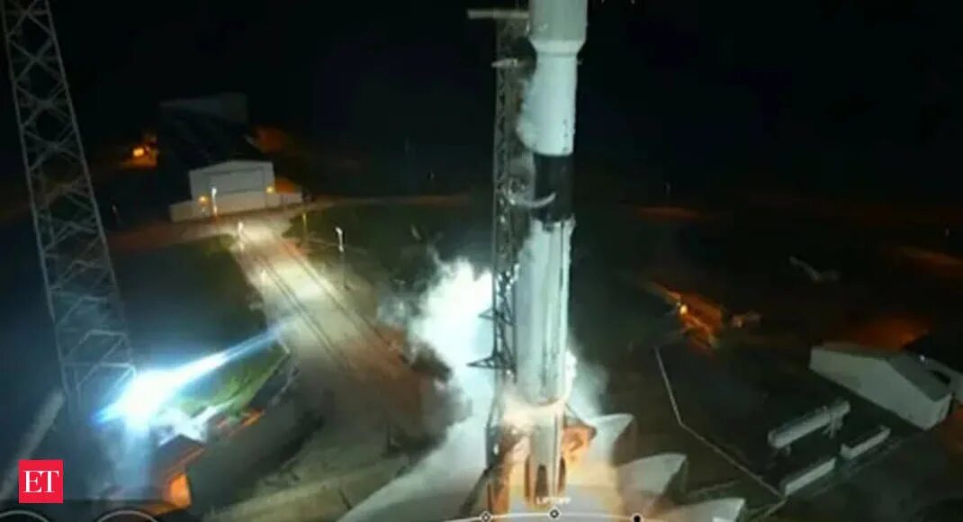 What time is the spacex launch today. Ракета dragon spacex. лифт ракета. спутники spacex. спутники старлинк.