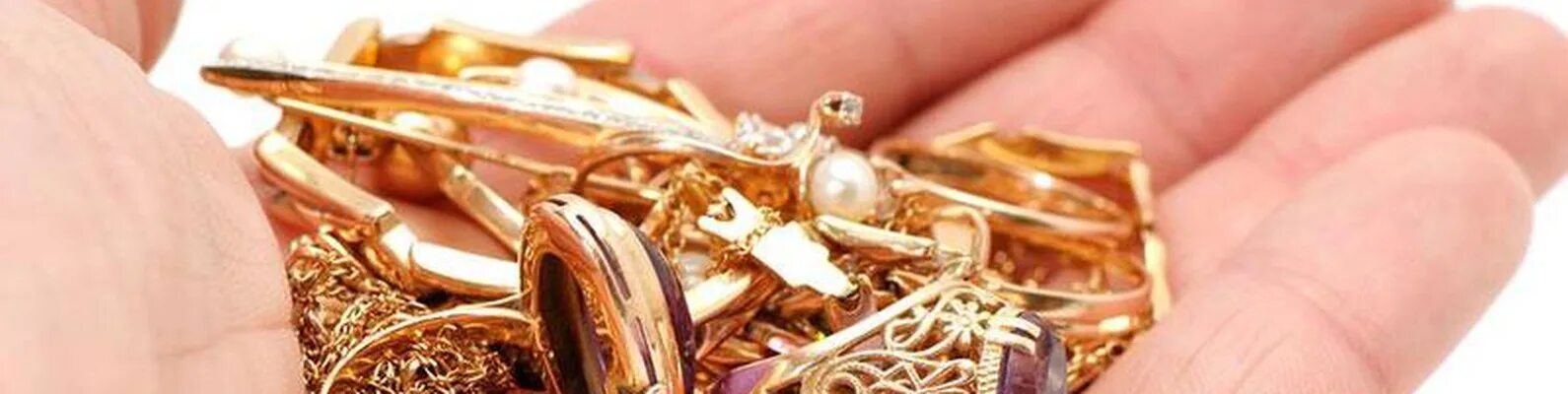 Адамас скупка золота. Обмен старого золота на новое. Скупаем золото дорого. Казань скупка золота дорого. Обмен золота старое на новое картинка.