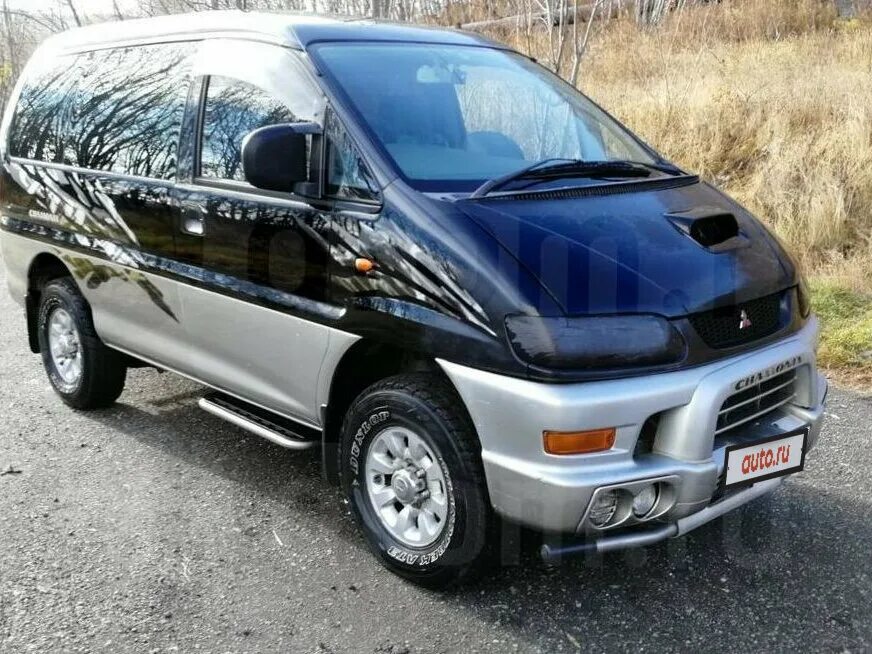 Мицубиси делика купить бу. Мицубиси Делика 1997. Mitsubishi минивэн Delica. Mitsubishi Delica 2.5 МТ, 1997. Мицубиси 1997 минивэн.