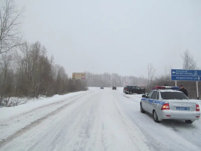 Трасса Оренбург Саракташ. Каменноозерное Медногорск Саракташский район. Бурунча. Авария на трассе Саракташ Исянгулово.