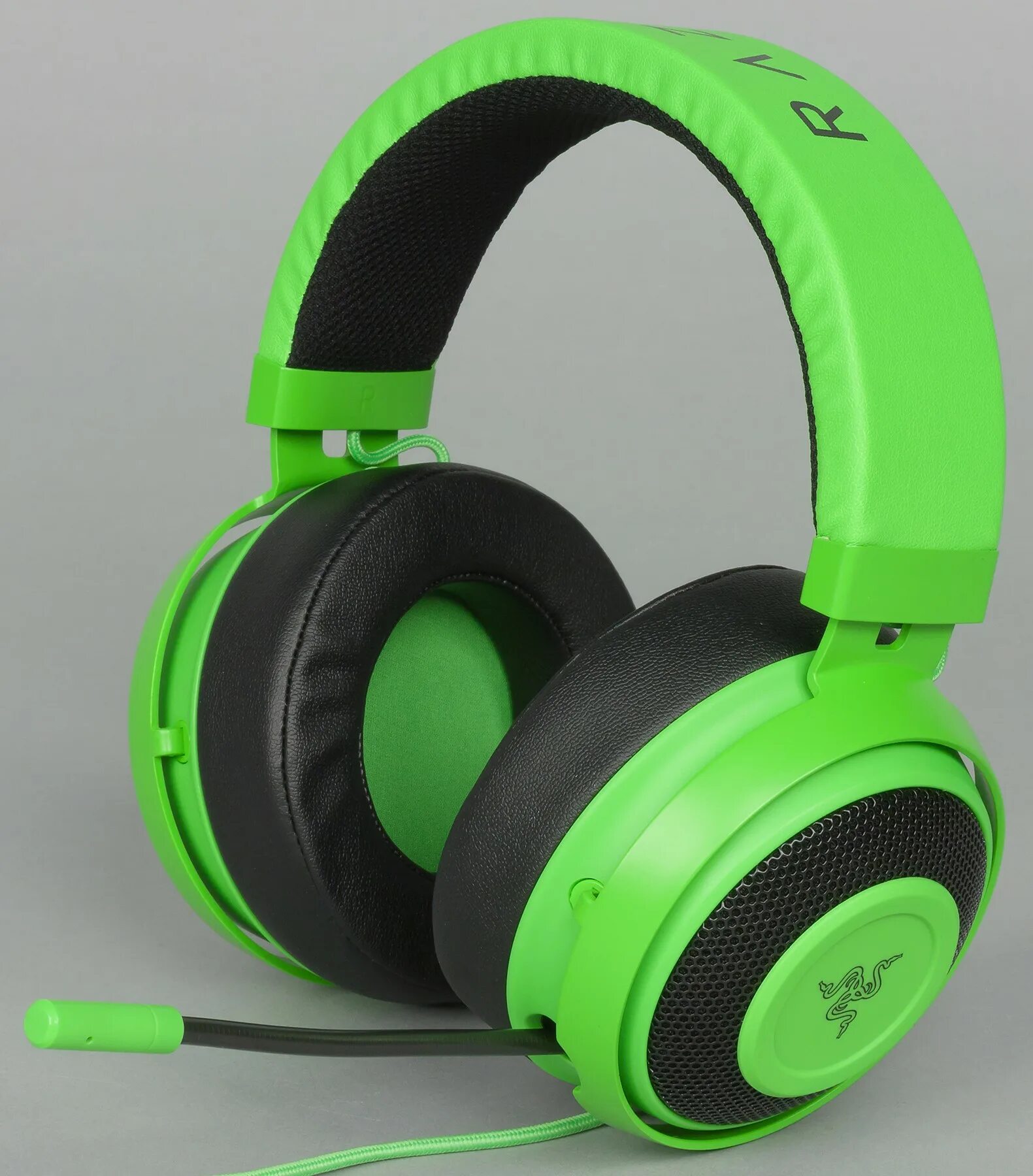 Наушников razer kraken pro. Наушники Razer Kraken Pro v2. Наушники рейзер Кракен 2. Рейзер Кракен про в2. Наушники Razer Kraken Tournament Edition.