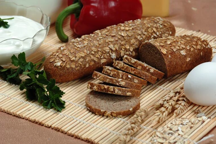 черно белый хлеб как называется. исконно русская булка. хлеб февраль. дорогой хлеб. хлеб февраль.