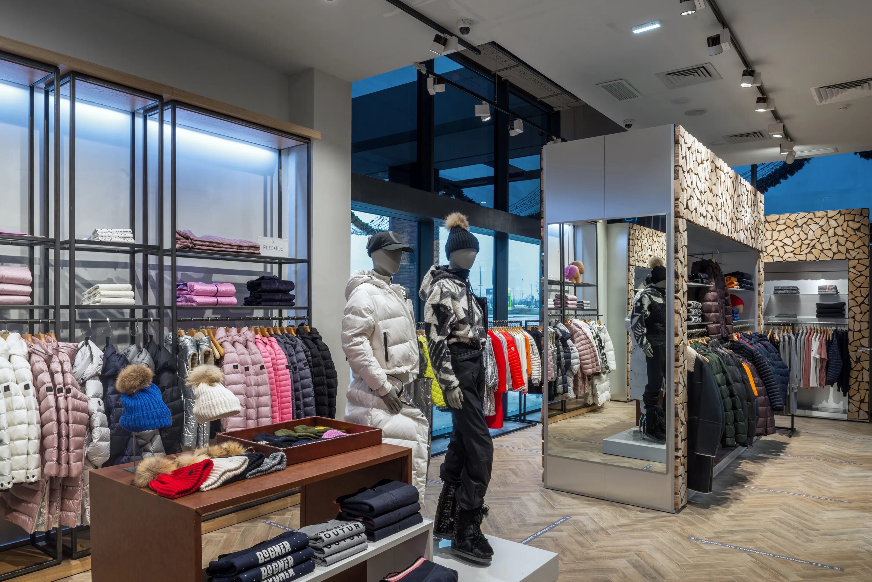 аутлет оффпрайс. брендовый аутлет москва. магазин брендовой одежды. аутлет известных брендов. аутлеты в москве вещи.