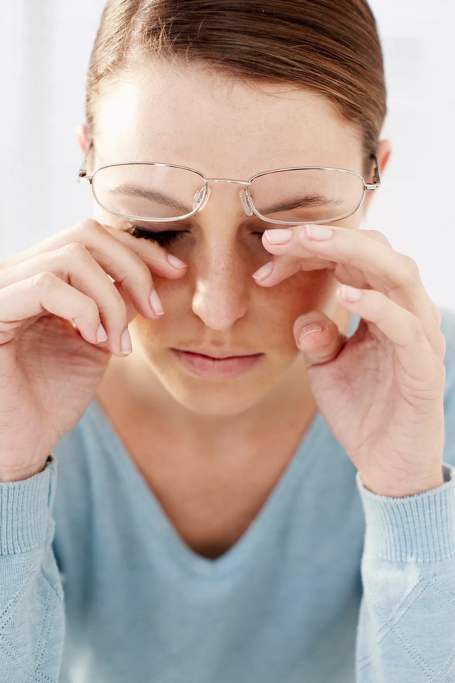 кружащие голову картины. шум в глазах рябь. рябит в глазах. рябит в левом глазу. в глазах начинает рябить.