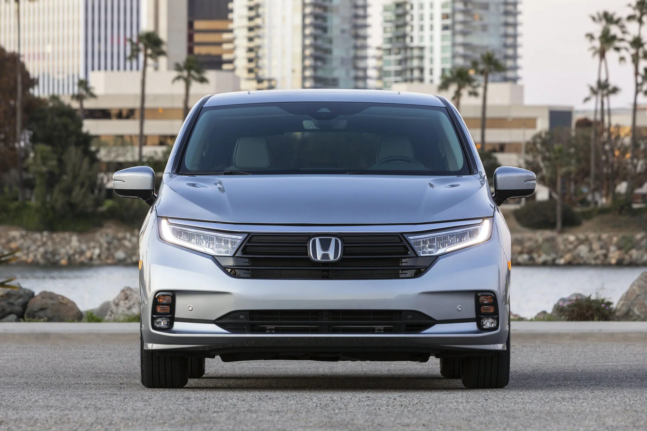 Honda Odyssey 2021. Новый Хонда Одиссей 2021. Honda Odyssey 2020. Honda Odyssey 2021 салон.