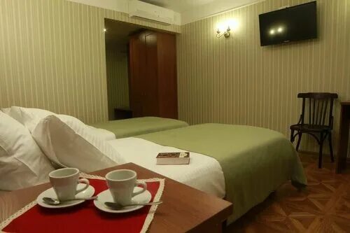 комплексный завтрак в гостинице. новотель киевская завтрак. завтрак в постель в отеле. континентальный завтрак в гостинице что это. гостевой дом с завтраком.