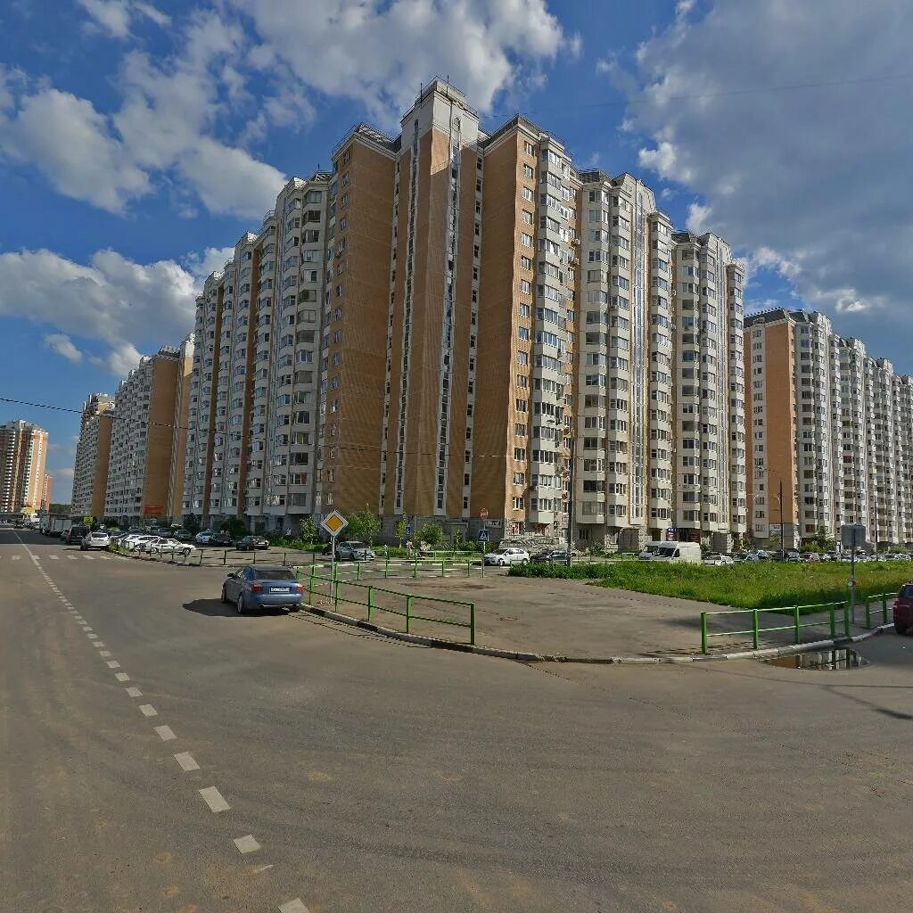 Округ града московский. Мкр град Московский. Град Московский улица Радужная. Радужная 9 град Московский. Москва Радужная 2 Московский микрорайон град.