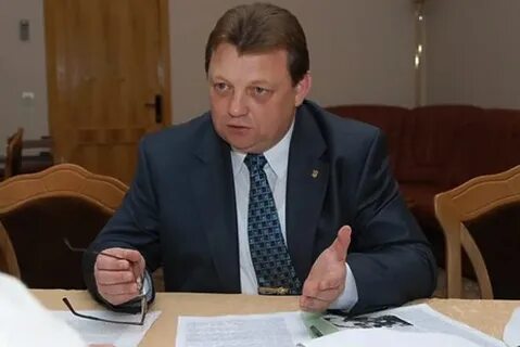 Викторов уволен