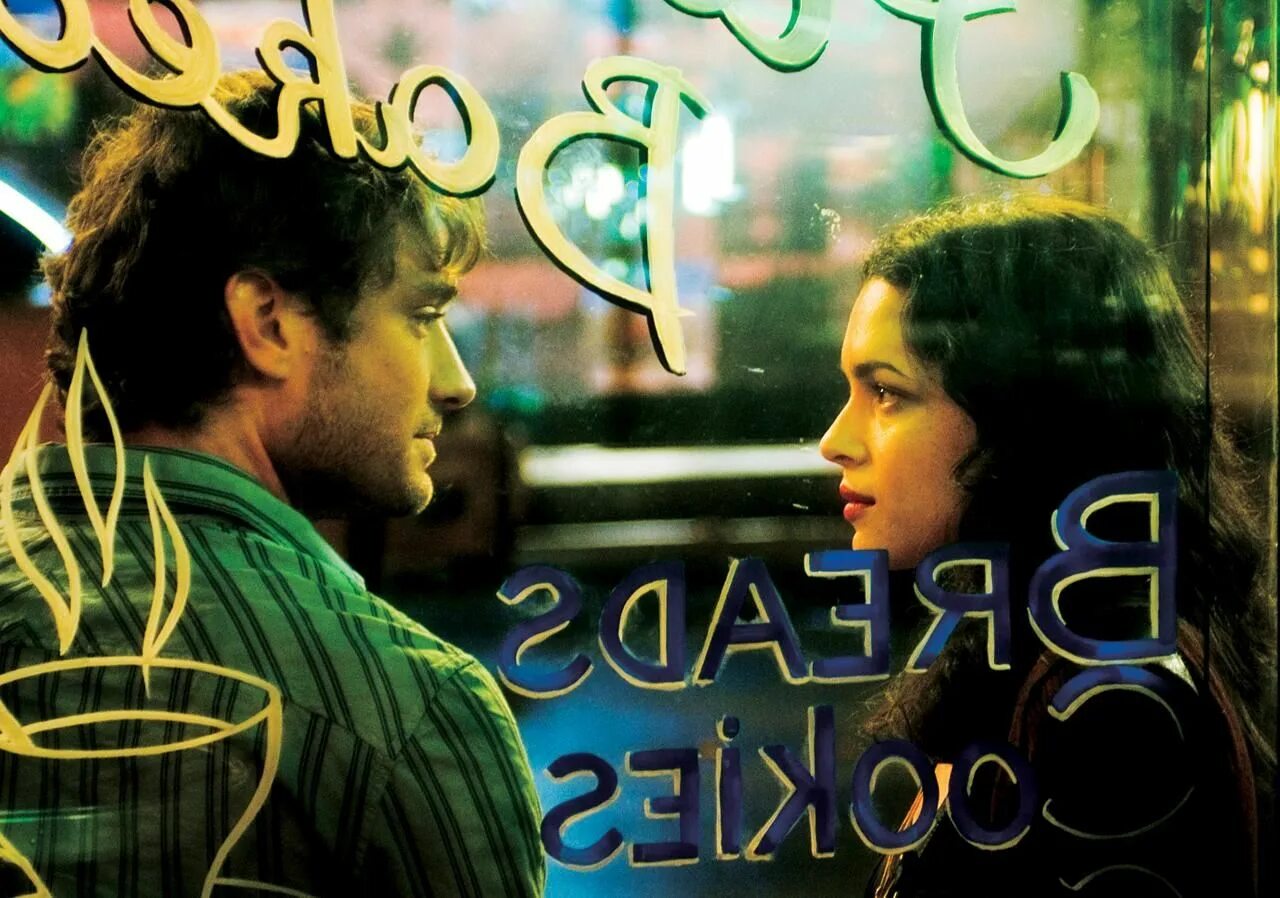 Loves nights movies. Loves nights movies. Натали портман мои черничные ночи. Loves nights movies. Loves nights movies.