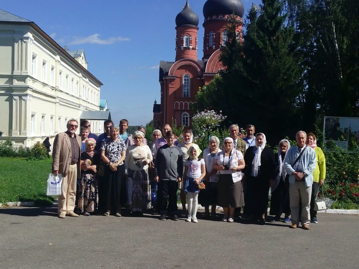 Пересвет паломнические поездки. Московский паломник. Бараши паломническая служба. Паломничество в годеново. Москва паломническая.