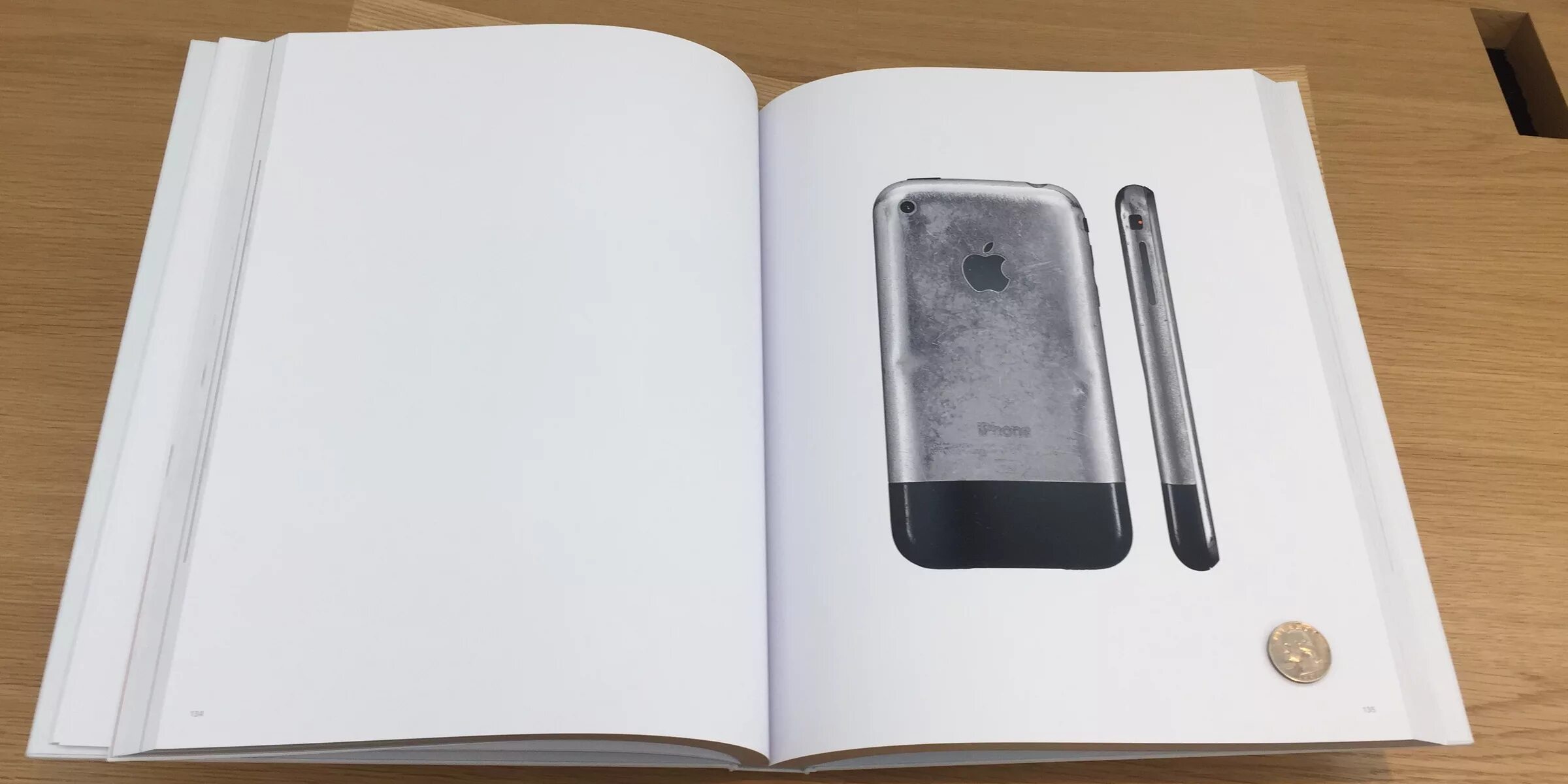 Книга apple. Designed by apple in california книга. Apple книга о продукции. Apple design book. Designed by apple in california book.