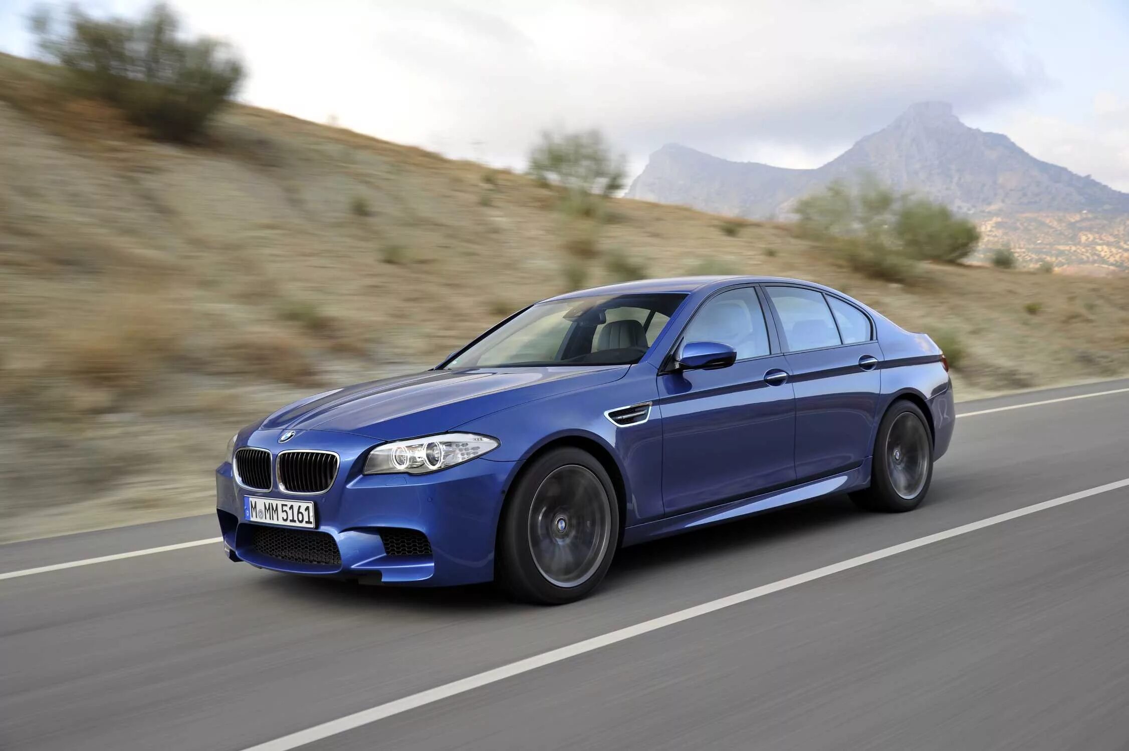 М5 в 10. BMW m5 f10 2012. БМВ м5 f10. BMW m5 f10 2013. BMW 5 f10.