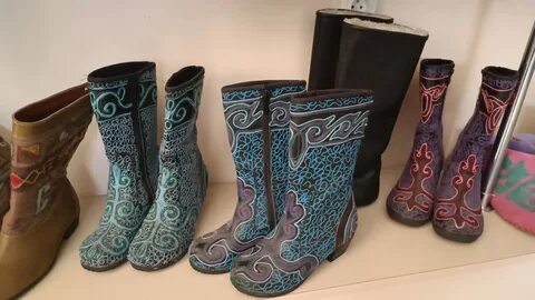 Жалаңаш тон киген