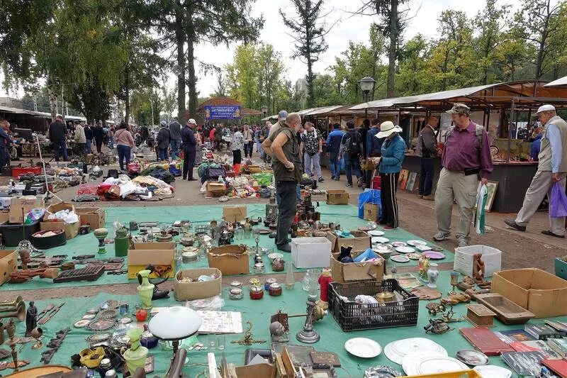 блошиный рынок на удельной в питере. блошиный рынок петербург. блошиный рынок на удельной. блошиный рынок петербург. блошиный рынок петербург.