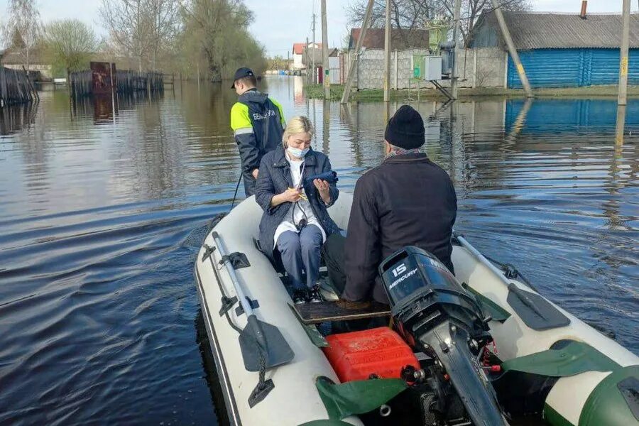 Уровень воды смоленск сож. Паводок. Паводок фото. Наводнение 2023. Наводнение половодье.